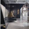 111 individual display cases in 10 new Galleries of the Medieval & Renaissance Collection. Monolithic appearance through base cladding with elements of natural stone on Aluminum sandwich in seamless attachment. Equipped with non reflective "Anti-Bandit-Glass" and sophisticated opening mechanism solutions.